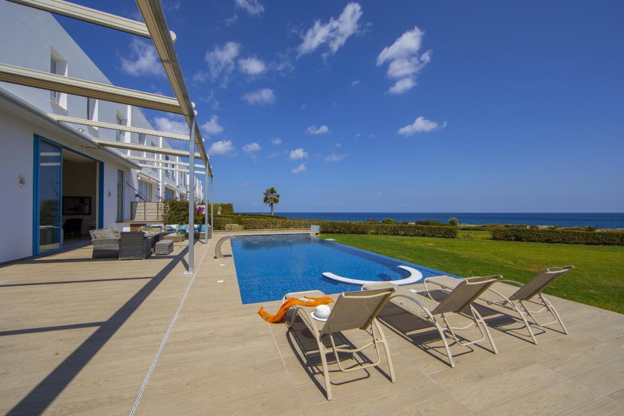 Protaras Seafront Villa Infinte Aretousa Exterior photo