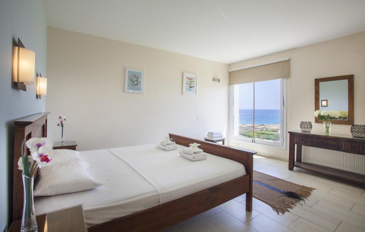 Protaras Seafront Villa Infinte Aretousa Exterior photo